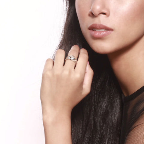 Anillo Escarabajo con Zafiros