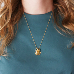 Collar Escarabajo Dorado