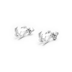 Claw Earrings - Isometric View - DoMo Jewelry